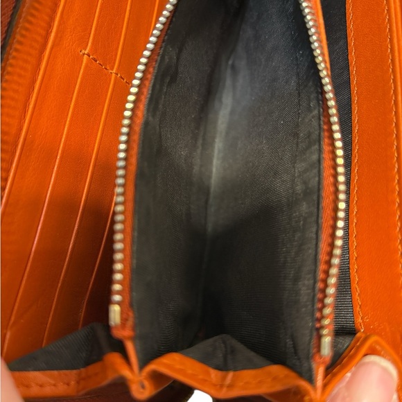 ✨GUCCI Continental Leather Wallet. AUTHENTIC✨ - Picture 9 of 14